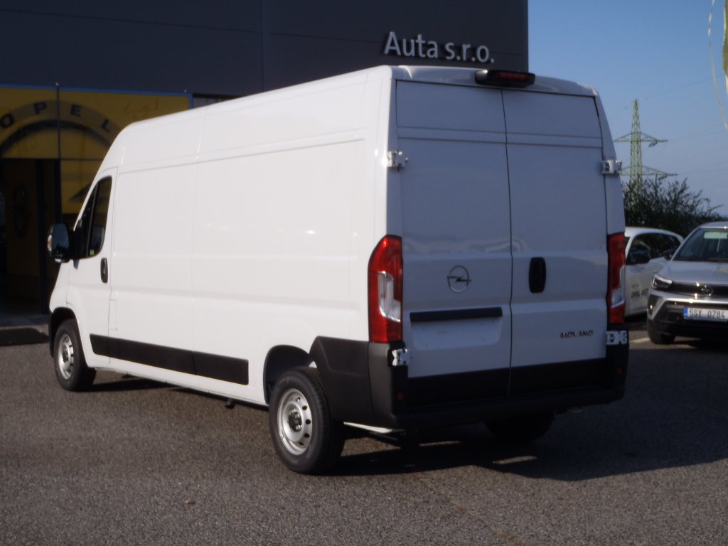 Opel Movano
