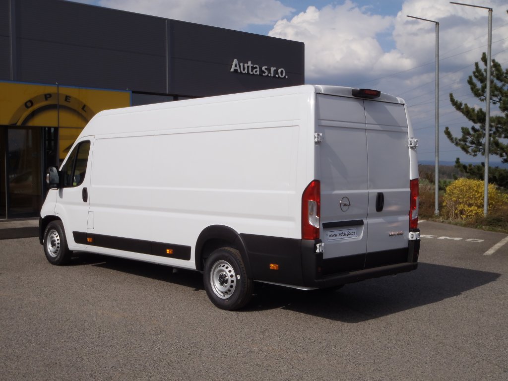 Opel Movano