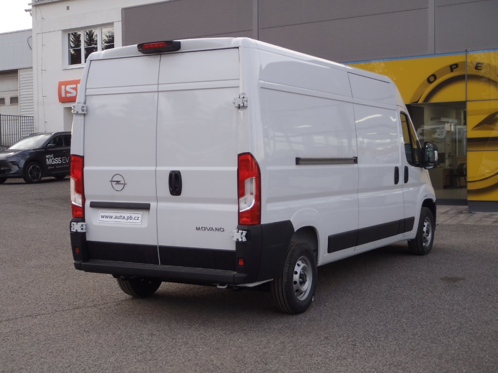 Opel Movano