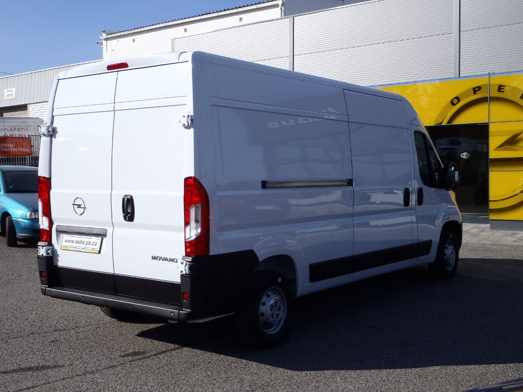 Opel Movano